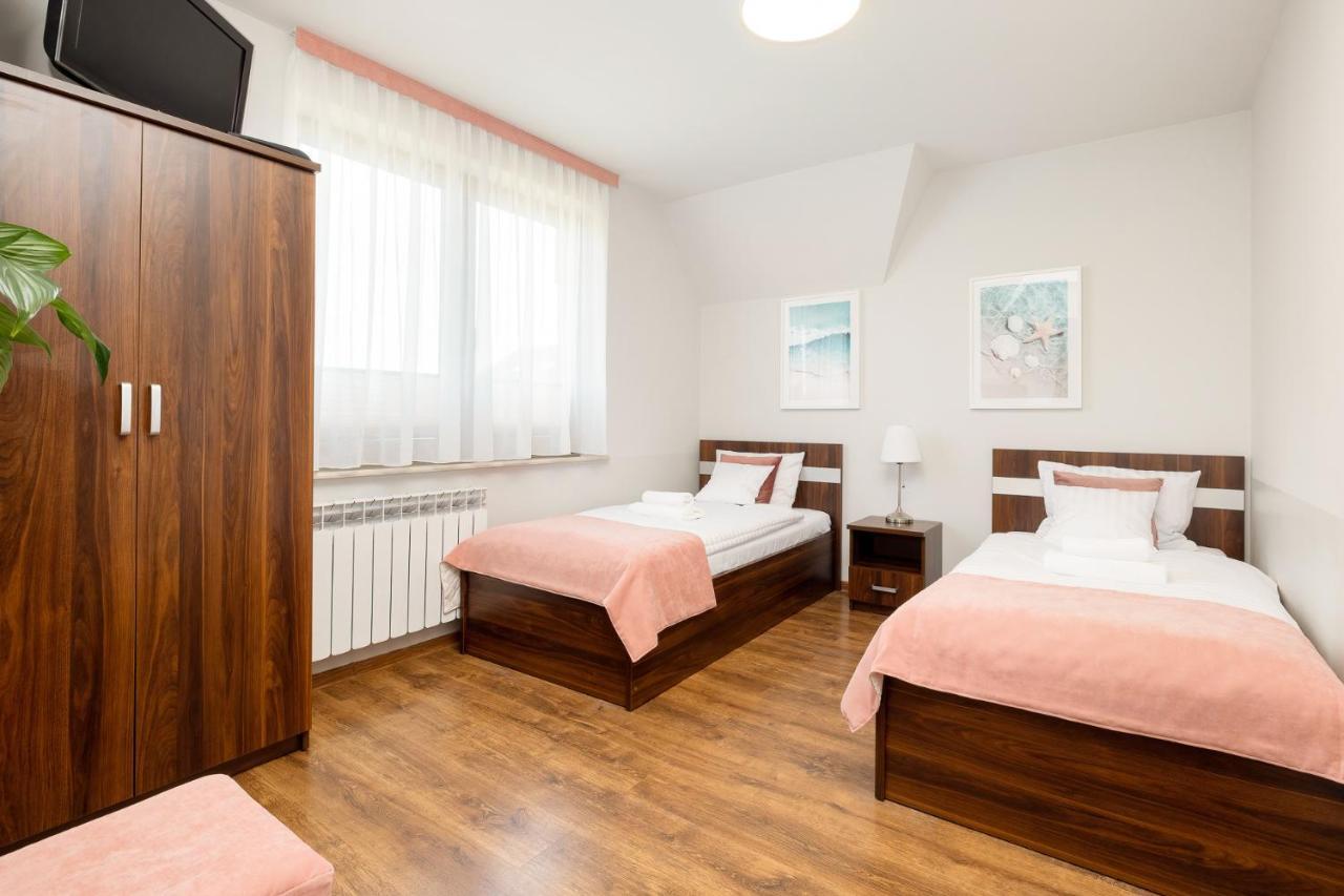 Apartamenty Ewita ซาร์บินโนโว ภายนอก รูปภาพ
